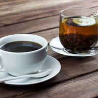 Minum Kopi vs Teh, Mana yang Terbaik Diminum Saat Pagi Hari