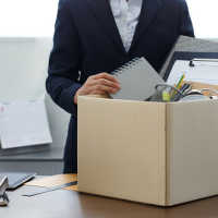 Daftar 18 Perusahaan Indonesia Pecat Karyawan: dari GoTo, GrabKitchen, Hingga Shopee