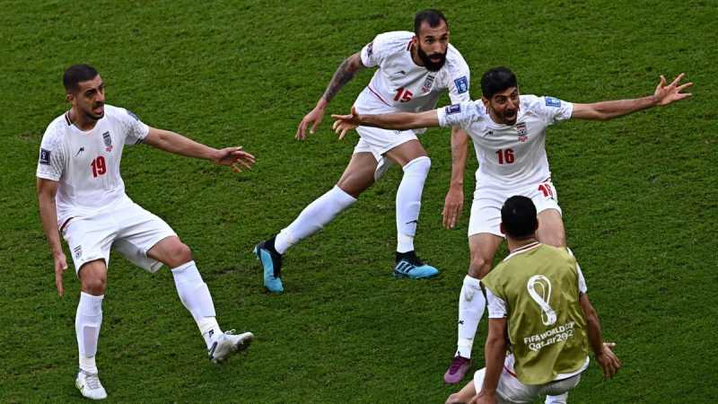     Piala Dunia 2022: Wales vs Iran 0-2, dua gol di injury time membawa Iran meraih tiga poin kemenangan