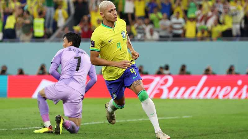    Piala Dunia 2022: Brasil vs Korea Selatan 4-1, Richarlison mencetak gol ketiga Selecao