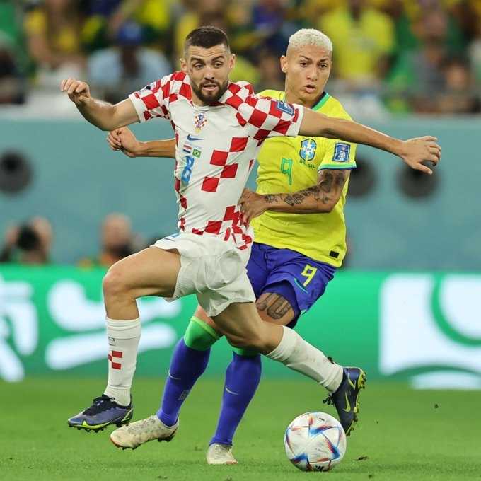     Kroasia vs Brasil: 1-1 (adu penalti 4-2). Kroasia melaju ke semifinal Piala Dunia 2022