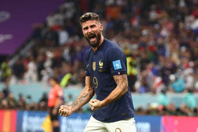     Inggris vs Prancis 1-2. Olivier Giroud mencetak gol kemenangan Prancis dan mengantarkan Les Blues ke semifinal Piala Dunia 2022