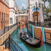 Little Venice Puncak: Lokasi Wahana dan Harga Tiket Masuk Wisata Ala Venesia Italia