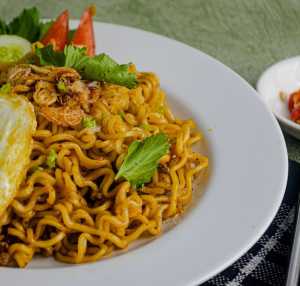 Ahli Gizi Ungkap Batas Aman Santap Mie Instan, Ternyata Cuma Boleh Segini