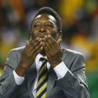 Legenda Sepakbola Pele Meninggal Dunia