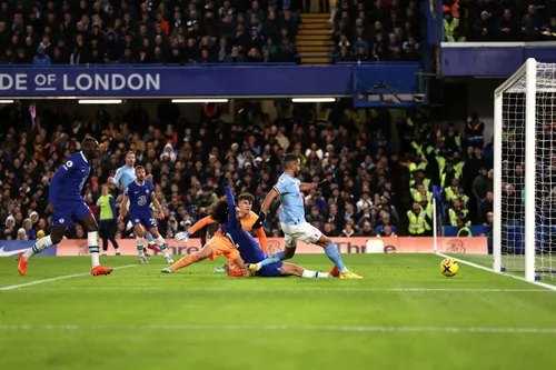    Chelsea vs Manchester City 0-1, gol tunggal Riyad Mahrez memenangkan Man City