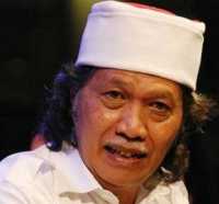 Cak Nun Dilarikan ke Rumah Sakit, Alami Pendarahan Otak