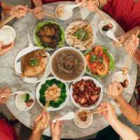 6 Makanan yang Tak Boleh dimakan Saat Perayaan Imlek