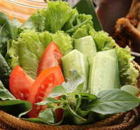 Alasan Orang Sunda Suka Makan Lalapan, Ada Peran Kompeni