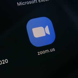 Aplikasi Favorit Saat Pandemi, Zoom Pecat 1.300 Pegawai dengan Pesangon Segini