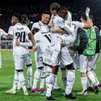 Hasil Liga Champions: Madrid Comeback 5 Gol dan Bantai Liverpool, Napoli Ciamik