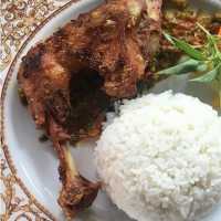 Ayam Goreng Khas Indonesia Jadi Hidangan Ayam Goreng Terbaik di Dunia