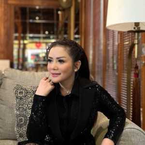 Kisah Pedangdut Kristina Lihat Depo Plumpang Kebakaran Jarak 1 Km: Ada Ledakan