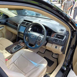 Mau Punya Mobil Toyota Camry Eks Taksi Blue Bird? Segini Harganya