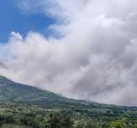 Gunung Merapi Meletus, Magelang dan Boyolali Diguyur Hujan Abu