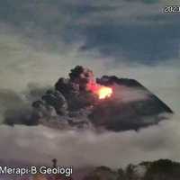 Gunung Merapi Masih Muntahkan Awan Panas, Luncuran Wedhus Gembel Hingga 2,5 Km