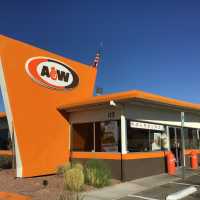 Promo Weekend Deals A&W Restaurant: Beli 5 Ayam Gratis Burger