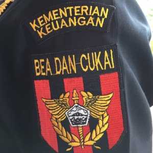 Purbaya Kesal Pegawai Bea Cukai Senang Nongkrong di Starbucks: Saya Pecat