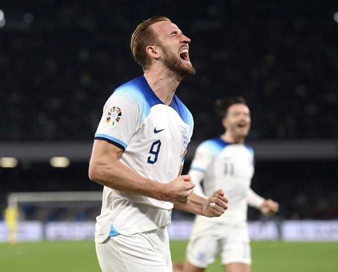     Kualifikasi Euro 2024: Italia vs Inggris 1-2, The Three Lions akhirnya meraih kemenangan pertama atas Gli Azzurri dalam 46 tahun, Harry Kane juga kini menjadi pemain paling subur di Timnas Inggris