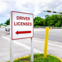 Usai 961 Ujian SIM dan Habiskan Rp200 Juta, Wanita Ini Akhirnya Lulus