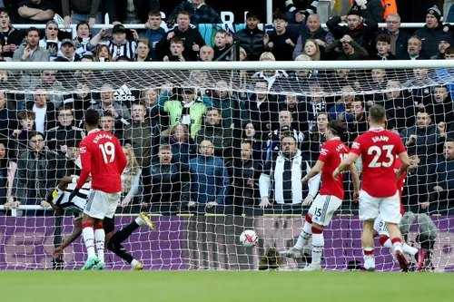     Liga Inggris: Newcastle United vs Manchester United 2-0