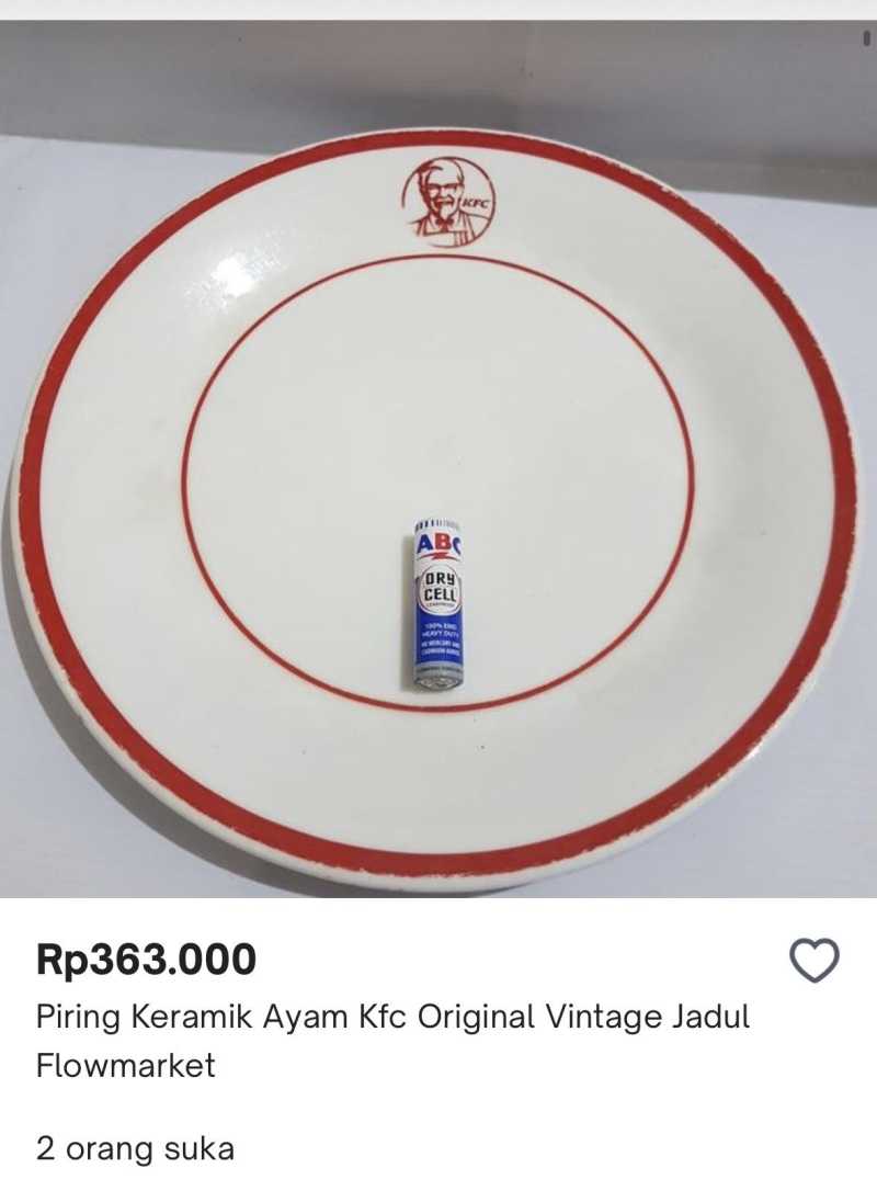     Piring keramik KFC Indonesia dijual di toko online