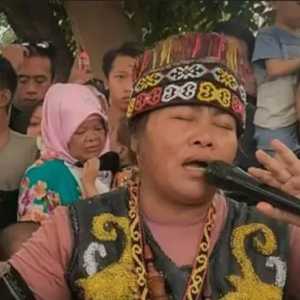 Siapa Ida Dayak? Ini 5 Fakta Sosok yang Klaim Mampu Sembuhkan Berbagai Penyakit