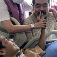 Tawa David Ozora Bisa Pegang Kumis Gondrong Adam Suseno, Suami Inul Daratista