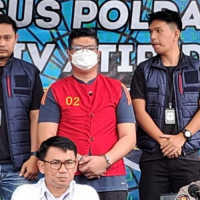 Polisi: Iman Mahlil Penipu QRIS Palsu di Kotak Amal Masjid Bekas Pegawai Bank BUMN