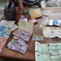 Viral Pengemis Tinggal di Jembatan di Bogor Simpan Duit Jutaan Rupiah dan Cek Rp1,3 M