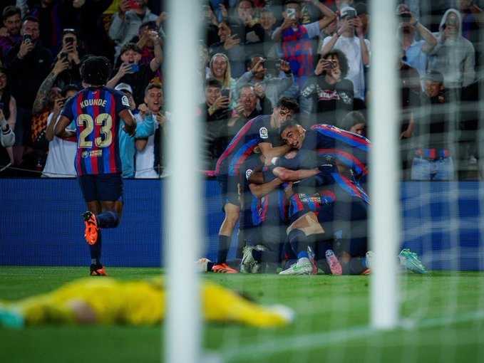     Barcelona vs Osasuna 1-0, gol tunggal Jordi Alba memastikan Blaugrana mendekati gelar juara La Liga