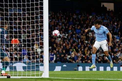     Manchester City vs West Ham United 3-0, Nathan Ake mencetak gol pertama The Citizens