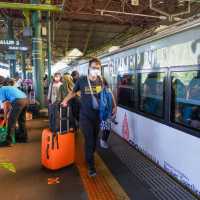 Naik Kereta Api Tetap Wajib Pakai Masker dan Vaksin Booster