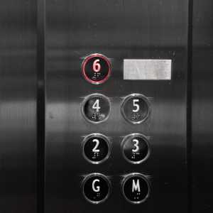 Lift Sekolah Az Zahra Lampung Jatuh, 7 Orang Meninggal Dunia