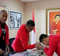 Gibran Tak Kena Sanksi PDIP Usai Bertemu Prabowo, Cuma Dinasihati