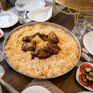 Rekomendasi 5 Makanan Khas Arab Saudi yang Wajib Dicicipi Saat Ibadah Haji