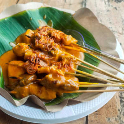 Rekomendasi 5 Sate Padang otentik di Jakarta, punya cita rasa kuah kental yang kuat