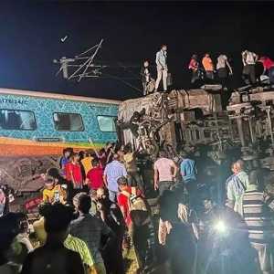 Kecelakaan Maut Kereta di India: 233 Tewas dan 900 Luka-luka