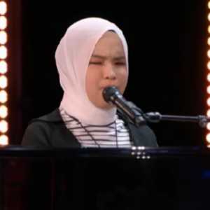Putri Ariani Guncang America Got Talent Hingga Dapat Golden Buzzer dari Simon Cowell