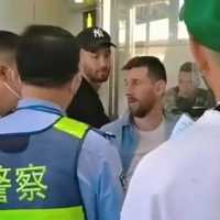 Tiba di Beijing, Lionel Messi Tertahan di Imigrasi China