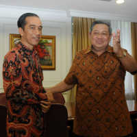 Berkicau di Twitter: SBY Bermimpi Naik Kereta Bareng Jokowi Jemput Megawati