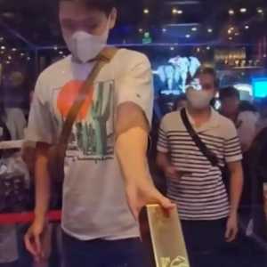 Cerita Santo Menangi Tantangan Keluarkan Emas 7 Kg di PRJ, Hadiahnya Cuma Segini