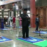 Mengintip Sholat Idul Adha di Ponpes Al-Zaytun: Saf Renggang, Perempuan di Depan