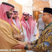 Anies dan Puan Diundang Pangeran MBS Makan Siang di Istana Mina