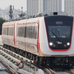 LRT Jabodebek Mogok di Depan Menara Saidah, Manajemen Ungkap Penyebabnya