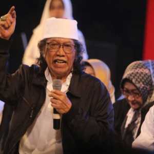 Beredar Kabar Cak Nun Meninggal Dunia, RSUP dr Sardjito: Hoaks