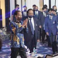 Surya Paloh Ungkap Pertemuan dengan Jokowi: Puji Apel Siaga, Bocoran Wapres Anies