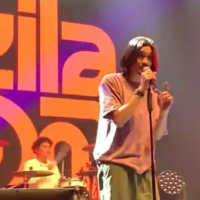 Duta Sheila On 7 Sindir Aksi LGBT The 1975: Masa Adam? Pilih-pilih Lah