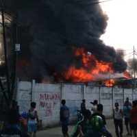 Kebakaran di Kapuk Muara Jakut: 400 Rumah Hangus, 1.000 Orang Mengungsi