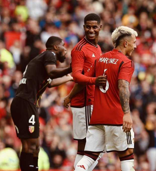     Manchester United vs RC Lens 3-1, Marcus Rashford menyumbang 1 gol untuk kemenangan Setan Merah